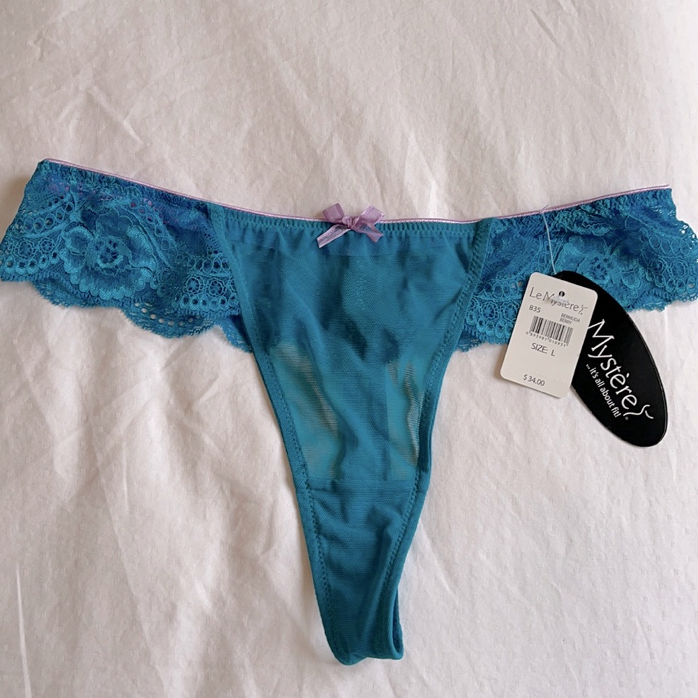 Le Mystere 835 Thong - Berry Bermuda